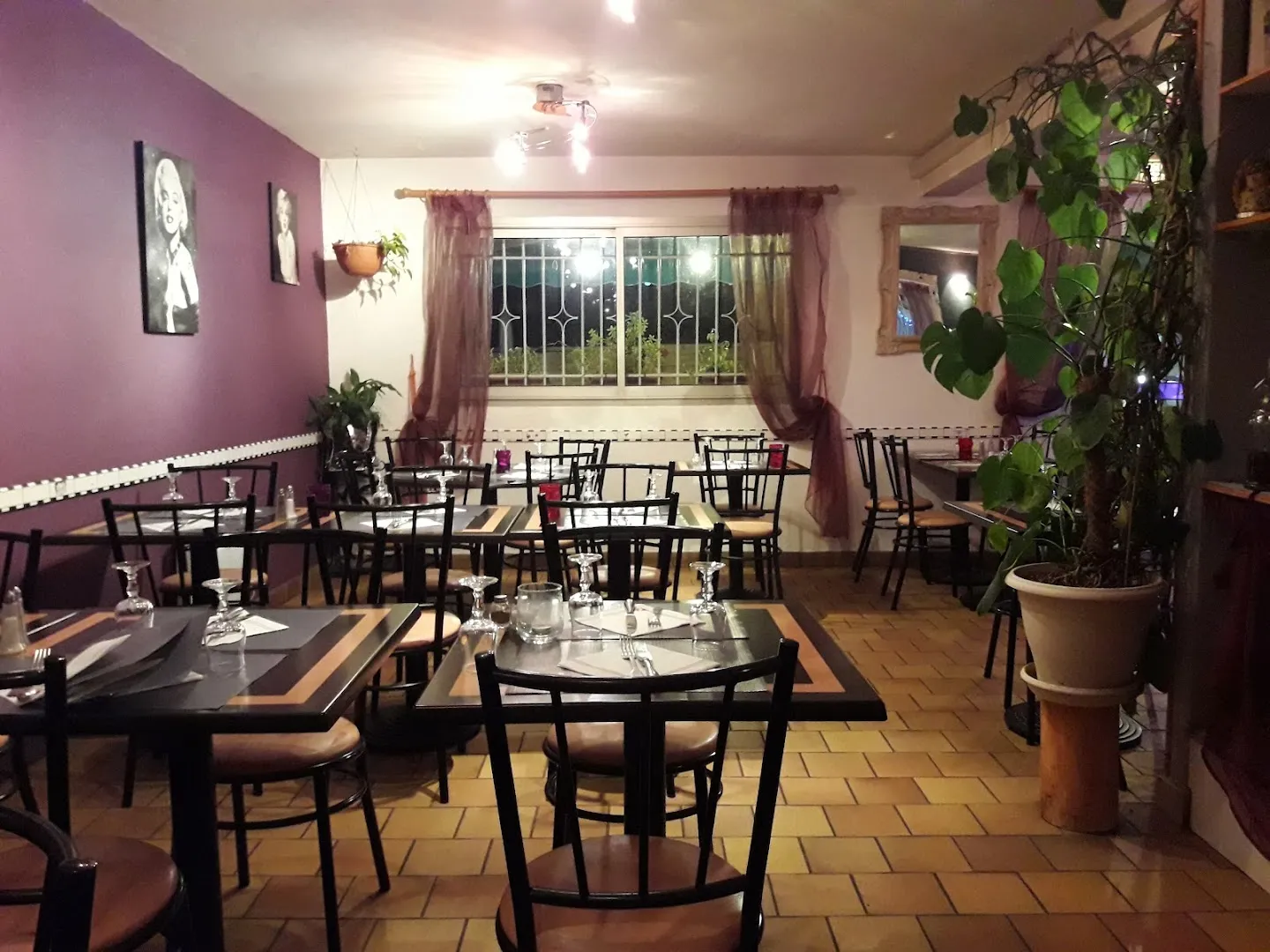 Restaurant Hollywood Pizza